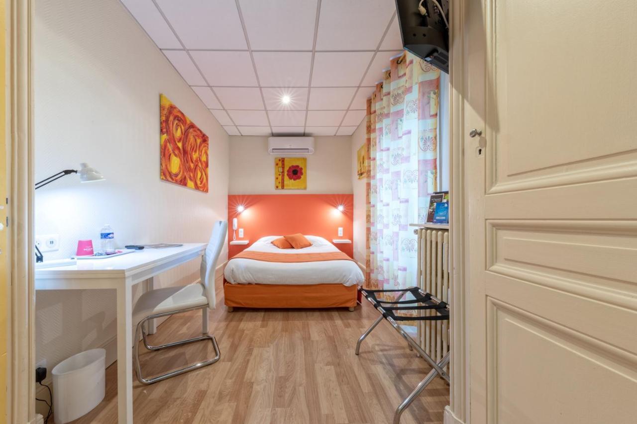 Hotel La Commanderie De Champarey Bourgoin-Jallieu Zewnętrze zdjęcie