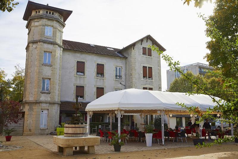Hotel La Commanderie De Champarey Bourgoin-Jallieu Zewnętrze zdjęcie
