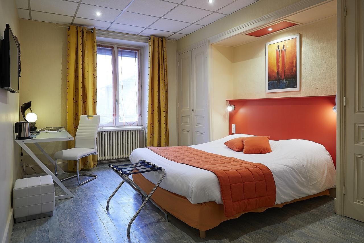 Hotel La Commanderie De Champarey Bourgoin-Jallieu Zewnętrze zdjęcie